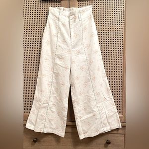 lyn around Rare Women Corduroy Wide, leg pants Sz S